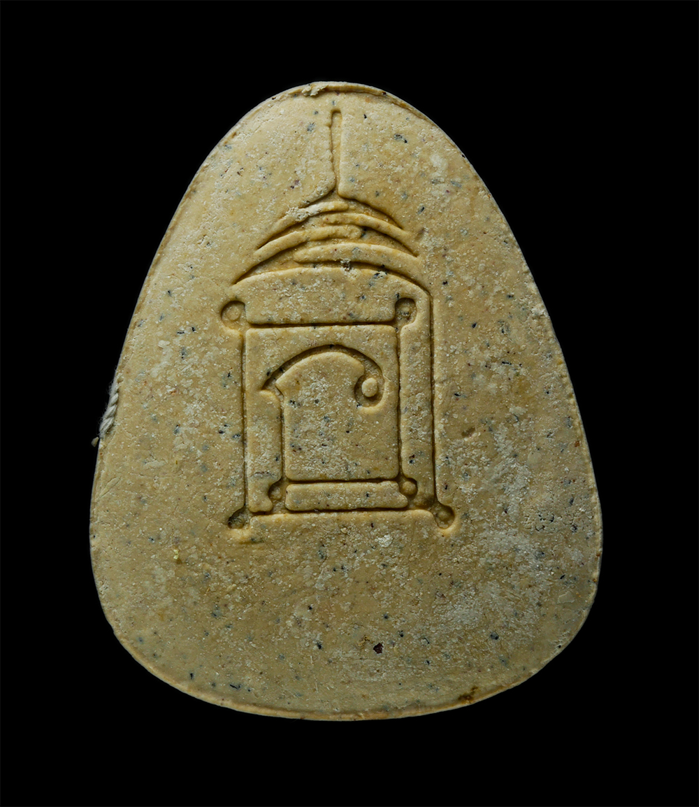 15Dec24 (120)pG.jpg - พระปิดตาผงหลวงปู่โต๊ะ วัดประดู่ฉิมพลี รุ่นปลุดหนี้ ปี2542 หลวงพ่อพัฒน์ พุทธวโร(พระครูวิจารณ์พัฒโนวาท) วัดเกาะแก้วอรุณคาม ต.หนองหมู อ.วิหารแดง จ.สระบุร [..] | https://kamulet.in.th